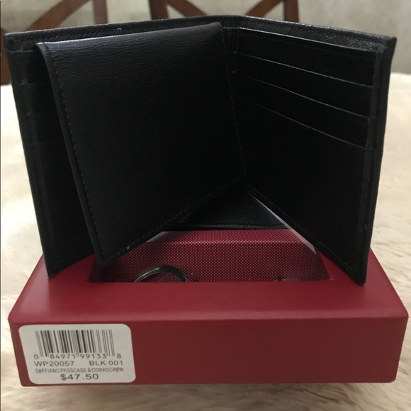 Perry Ellis Saffiano leather passcase w/ corkscrew - Picture 4 of 4